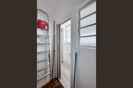 Apartamento à venda com 78m², 2 quartos e sem vaga Apartamento à venda com 78m², 2 quartos e sem vagaQuarto de Serviço