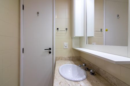 Apartamento para alugar com 101m², 3 quartos e 2 vagas Apartamento para alugar com 101m², 3 quartos e 2 vagasBanheiro