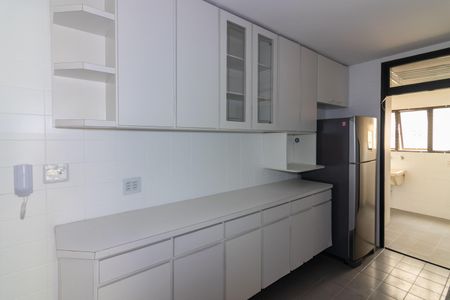 Apartamento para alugar com 101m², 3 quartos e 2 vagas Apartamento para alugar com 101m², 3 quartos e 2 vagasCozinha