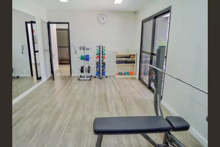 Apartamento para alugar com 101m², 3 quartos e 2 vagas Apartamento para alugar com 101m², 3 quartos e 2 vagasÁrea comum - Academia