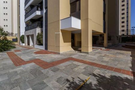 Apartamento para alugar com 101m², 3 quartos e 2 vagas Apartamento para alugar com 101m², 3 quartos e 2 vagasÁrea comum