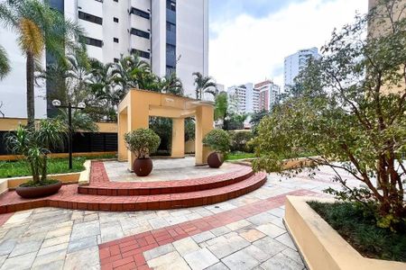 Apartamento para alugar com 101m², 3 quartos e 2 vagas Apartamento para alugar com 101m², 3 quartos e 2 vagasÁrea comum