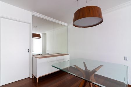 Apartamento para alugar com 101m², 3 quartos e 2 vagas Apartamento para alugar com 101m², 3 quartos e 2 vagasSala de Jantar