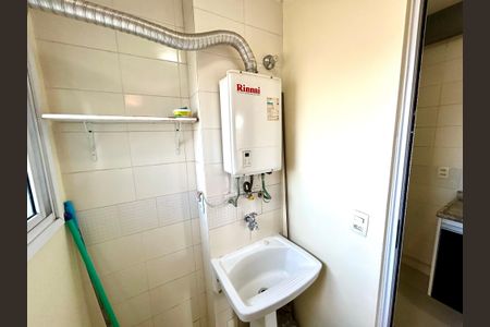 Apartamento à venda com 60m², 2 quartos e 1 vaga Apartamento à venda com 60m², 2 quartos e 1 vagaÁrea de Serviço