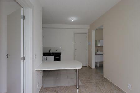 Sala de apartamento para alugar com 2 quartos, 35m² em Santa Maria, Santo André