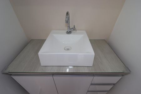 Apartamento para alugar com 35m², 2 quartos e sem vagaBanheiro - Pia