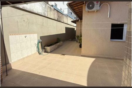 Casa à venda com 210m², 3 quartos e 2 vagasFoto 18