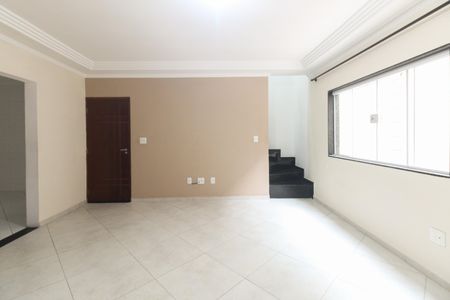 Casa de condomínio à venda com 120m², 3 quartos e 3 vagasSala 