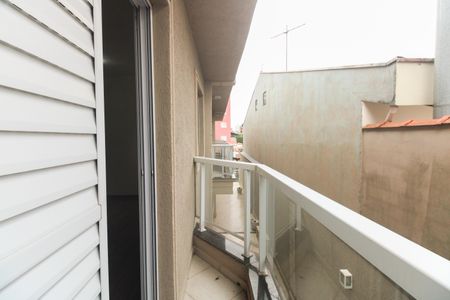 Casa de condomínio à venda com 120m², 3 quartos e 3 vagasQuarto 2 e Suíte - Varanda 