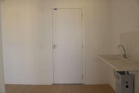 Apartamento à venda com 28m², 2 quartos e sem vagaSala e Cozinha Integrada