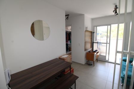 Apartamento para alugar com 40m², 2 quartos e sem vagaSala / Cozinha