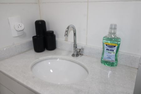 Apartamento para alugar com 40m², 2 quartos e sem vagaBanheiro