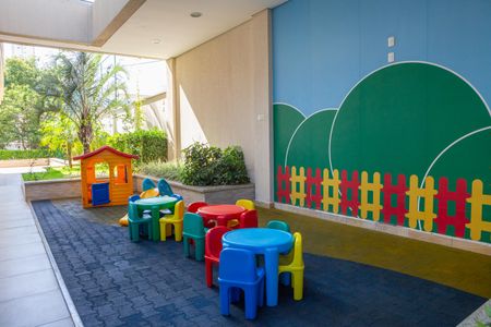 Apartamento para alugar com 89m², 2 quartos e 3 vagas Apartamento para alugar com 89m², 2 quartos e 3 vagasÁrea comum - Playground