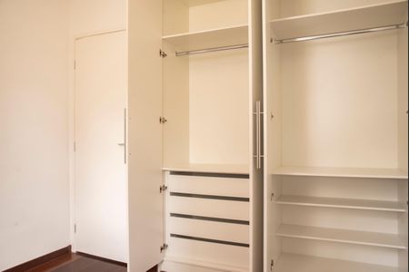 Quarto 1 de apartamento para alugar com 2 quartos, 67m² em Vila Clementino, São Paulo