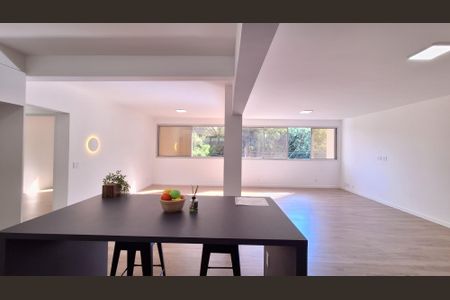 Apartamento à venda com 115m², 2 quartos e 1 vaga Apartamento à venda com 115m², 2 quartos e 1 vagaCozinha