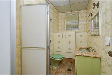 Apartamento à venda com 150m², 4 quartos e 2 vagasBanheiro Social