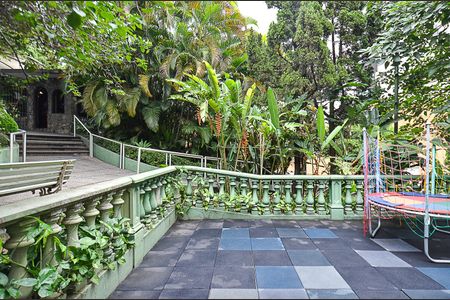 Apartamento à venda com 150m², 4 quartos e 2 vagasÁrea comum