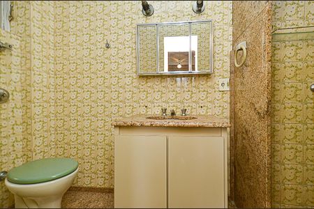 Apartamento à venda com 150m², 4 quartos e 2 vagasBanheiro Suíte