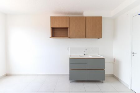 Apartamento para alugar com 33m², 2 quartos e sem vagaSala - Cozinha