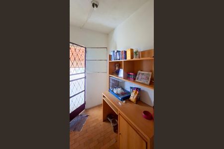 Casa à venda com 365m², 4 quartos e 2 vagasCasa 1