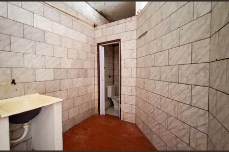 Casa à venda com 365m², 4 quartos e 2 vagasCasa 5