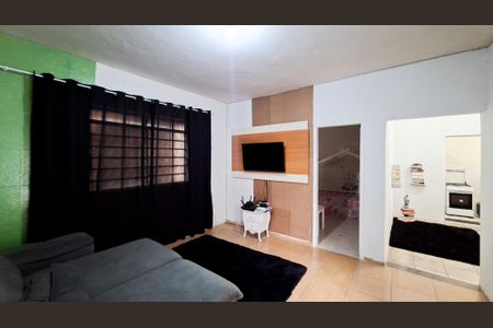 Casa à venda com 365m², 4 quartos e 2 vagasCasa 4