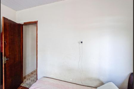 Casa à venda com 365m², 4 quartos e 2 vagasCasa 1