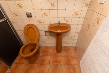 Casa para alugar com 68m², 2 quartos e 1 vagaBanheiro de serviço