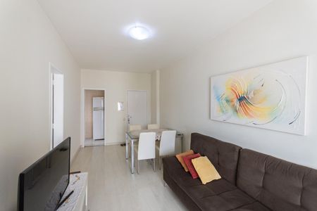Apartamento para alugar com 64m², 1 quarto e 1 vagaSala