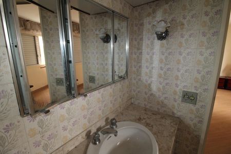 Apartamento à venda com 118m², 2 quartos e 1 vagaBanheiro 1