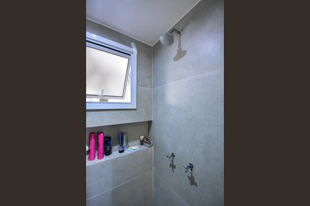 Apartamento à venda com 70m², 2 quartos e 1 vagaChuveiro do Banheiro