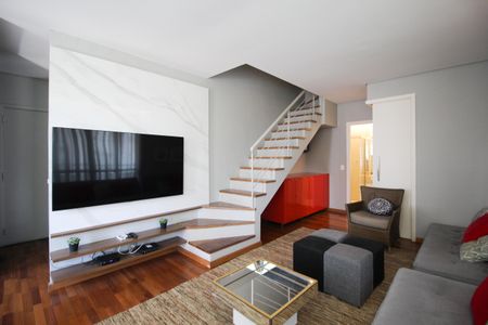 Sala de apartamento para alugar com 3 quartos, 130m² em Vila Olímpia, São Paulo