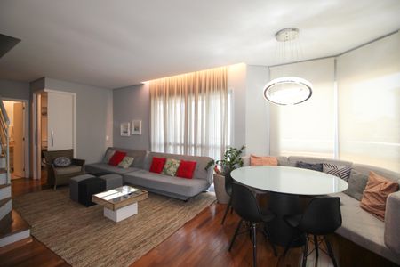 Sala de apartamento para alugar com 3 quartos, 130m² em Vila Olímpia, São Paulo