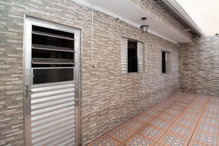 Casa à venda com 250m², 1 quarto e 5 vagas Casa à venda com 250m², 1 quarto e 5 vagasÁrea externa