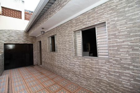 Casa à venda com 250m², 1 quarto e 5 vagas Casa à venda com 250m², 1 quarto e 5 vagasÁrea externa