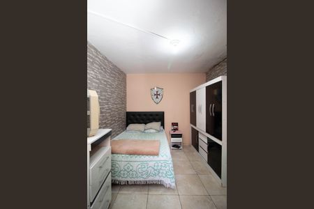 Casa à venda com 250m², 1 quarto e 5 vagas Casa à venda com 250m², 1 quarto e 5 vagasQuarto