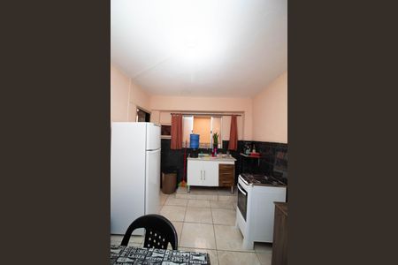 Casa à venda com 250m², 1 quarto e 5 vagas Casa à venda com 250m², 1 quarto e 5 vagasCozinha