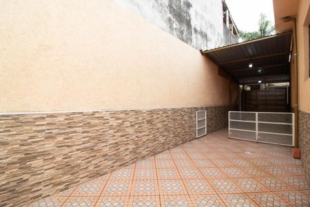 Casa à venda com 250m², 1 quarto e 5 vagas Casa à venda com 250m², 1 quarto e 5 vagasÁrea externa