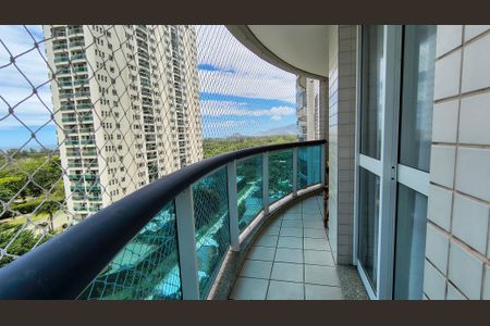 Apartamento para alugar com 99m², 3 quartos e 2 vagasVaranda