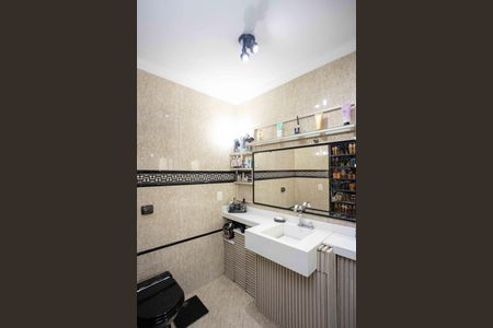 Casa à venda com 178m², 4 quartos e 3 vagasBanheiro da Suíte