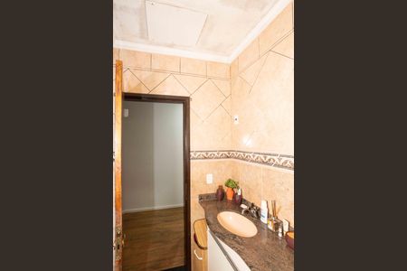 Casa à venda com 178m², 4 quartos e 3 vagasBanheiro Social