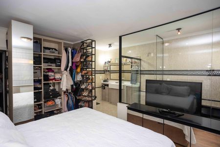 Casa à venda com 178m², 4 quartos e 3 vagasQuarto Suíte