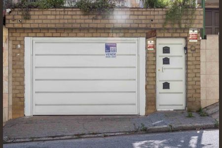 Casa à venda com 178m², 4 quartos e 3 vagasFachada