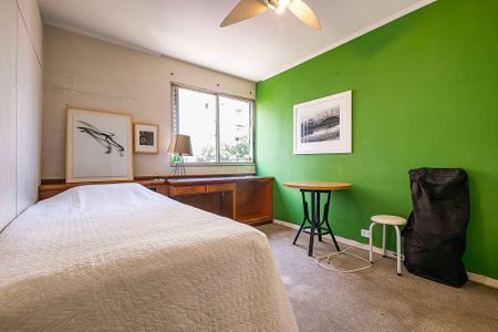 Apartamento à venda com 97m², 3 quartos e 1 vagaQuarto 2