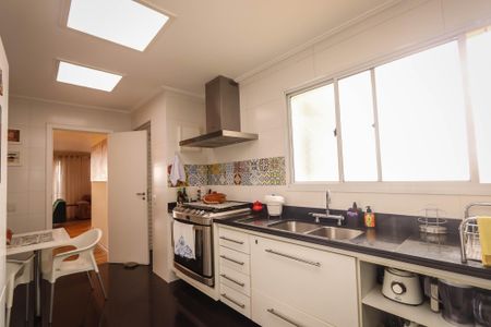 Apartamento à venda com 145m², 3 quartos e 3 vagasCozinha