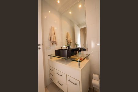 Apartamento à venda com 145m², 3 quartos e 3 vagasBanheiro da Suite 2