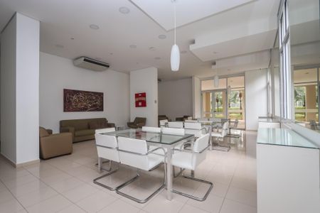 Apartamento à venda com 145m², 3 quartos e 3 vagasÁrea comum - Salão de festas