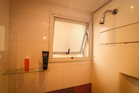 Apartamento à venda com 145m², 3 quartos e 3 vagasBanheiro da Suite 3