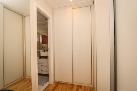 Apartamento à venda com 145m², 3 quartos e 3 vagasCloset da Suite