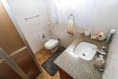 Casa à venda com 149m², 3 quartos e 2 vagasBanheiro Social